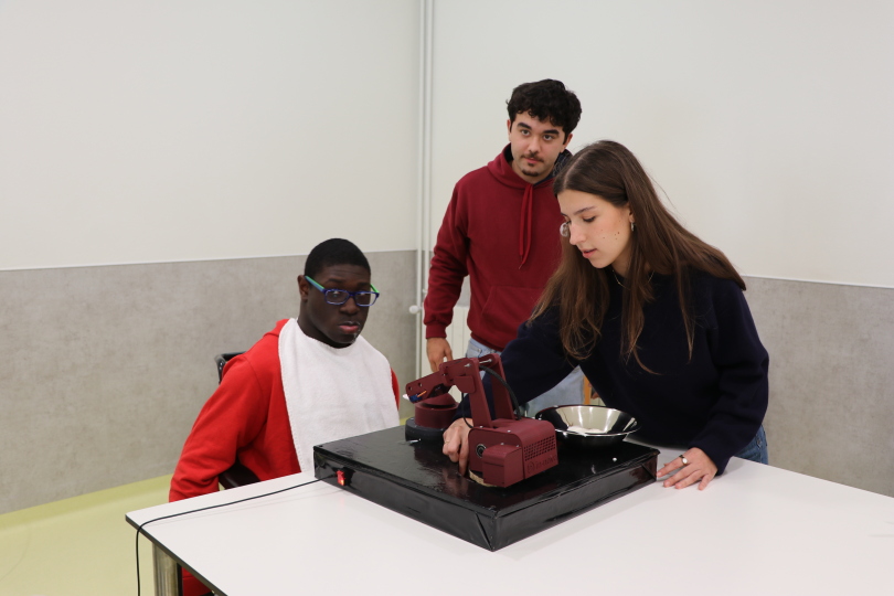 Robotic Arm Delivery